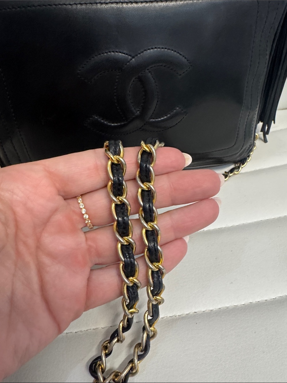 CHANEL Black Lambskin Crossbody Camera Bag with Gold Chain 0 series - Picture 4 of 8